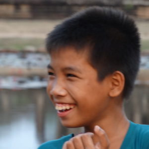 Petite leçon de khmer en extérieur