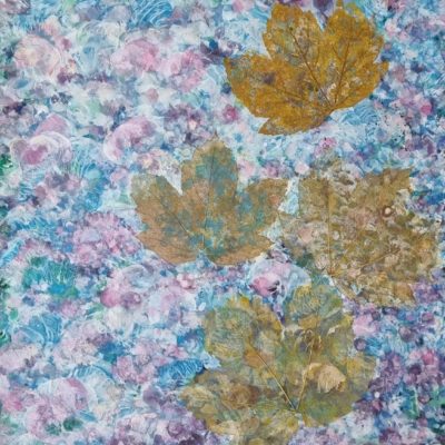 Esprit boréal, peinture sur papier de conservation avec pigments et collage de feuilles d'automne (97 x 43 cm) / 800 €